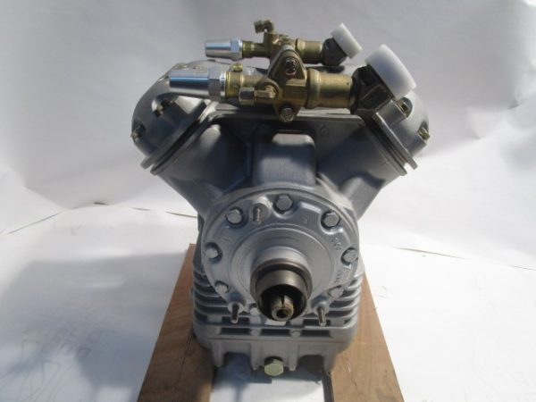 NEW OEM A/C Compressor Thermo King X426 for Truck and Trailer Units K042Z50186 SD42955G02