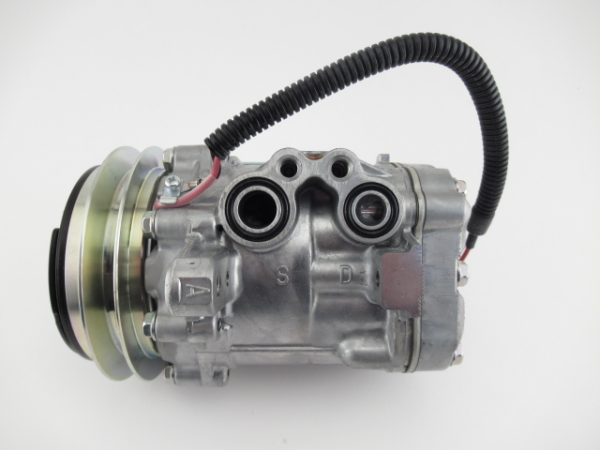 OEM A/C Compressor Doosan Excavators KHR3536 4615804 22L-979-2211 7189 7199 22L-979-2200