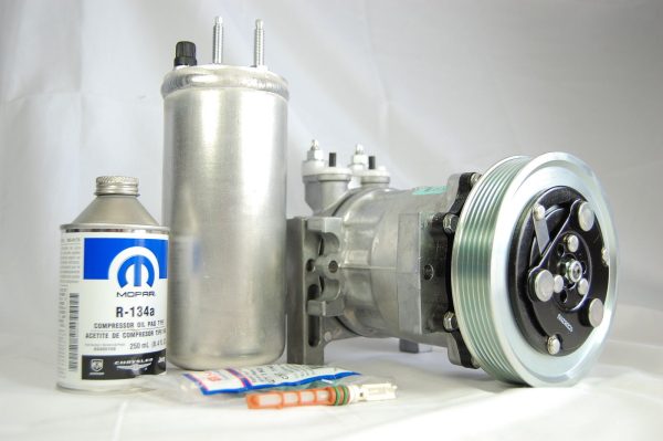 2002 - 2005 JEEP LIBERTY 2.4L 55037524 NEW  A/C COMPRESSOR AC KIT 4336 4851
