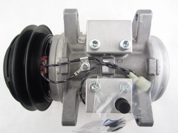 New AC Compressor Toyota Hilux Celica 1980-1987 Land Cruiser 6P148A R67384 471-0204 8832060080 8832014210 8832060040